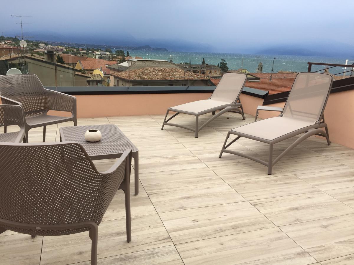 Casa Tunina Apartment Desenzano del Garda Luaran gambar