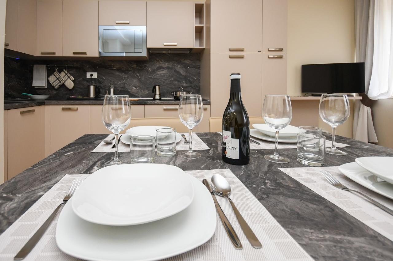 Casa Tunina Apartment Desenzano del Garda Luaran gambar